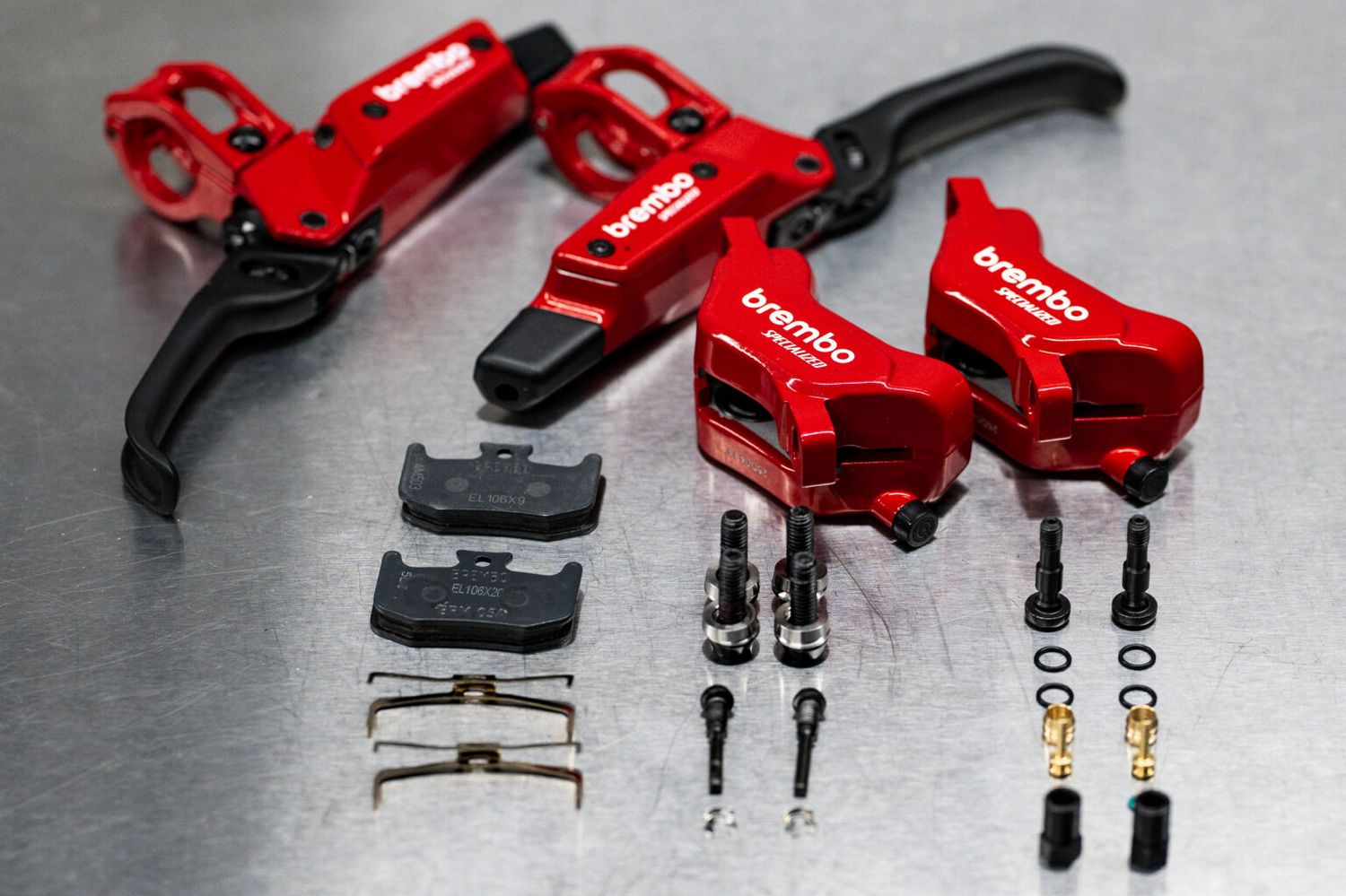 IMPIANTO FRENO BREMBO COMPLETO disponibile da settembre 2026